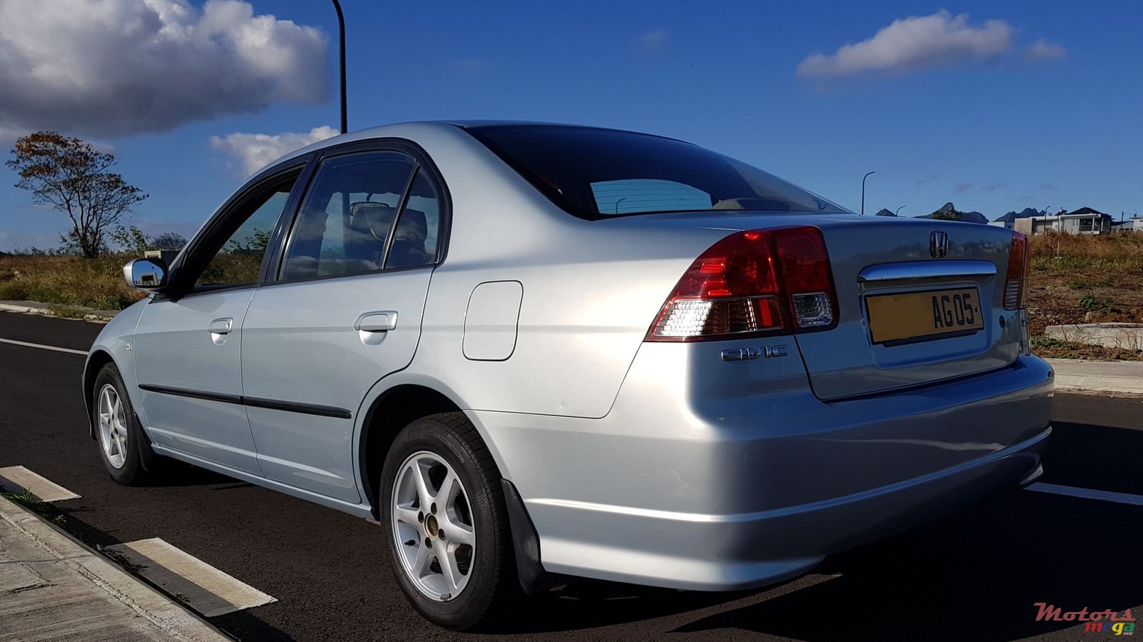 2005' Honda Civic Es8 photo #7