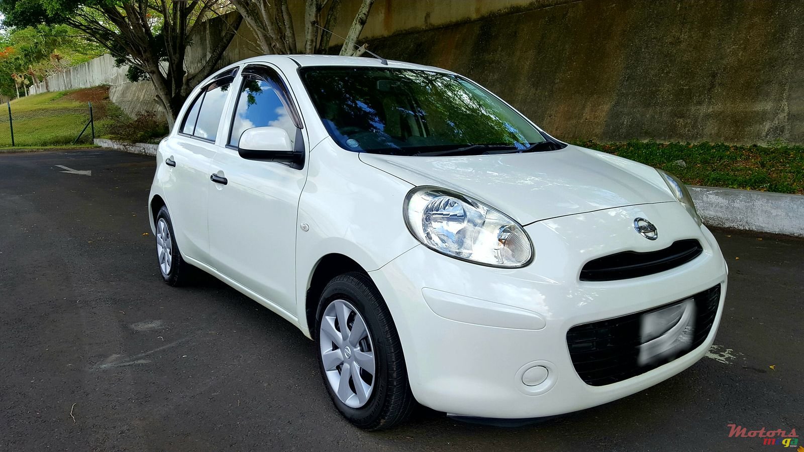 2011' Nissan March photo #2