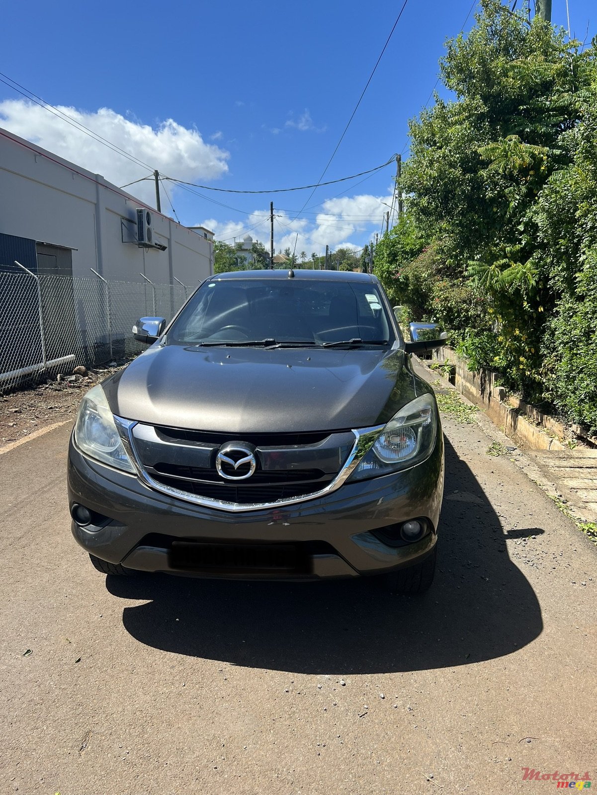 2016' Mazda BT-50 Original photo #2