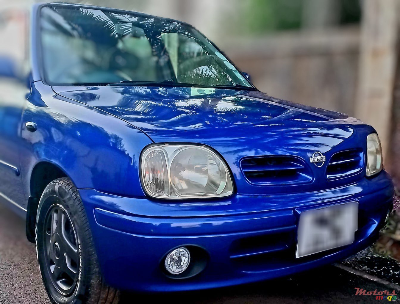 2001' Nissan photo #6