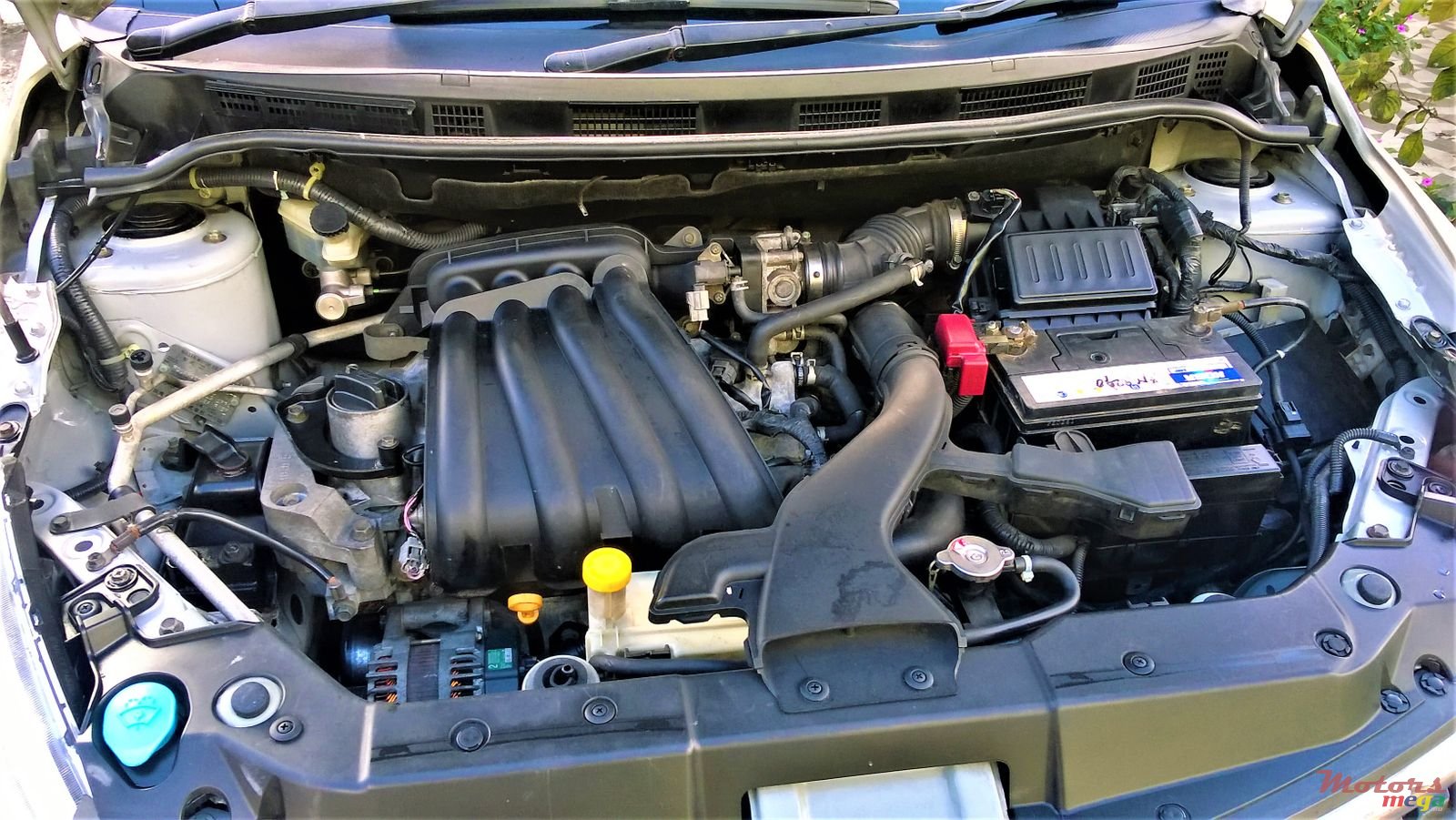 2005' Nissan Tiida photo #7