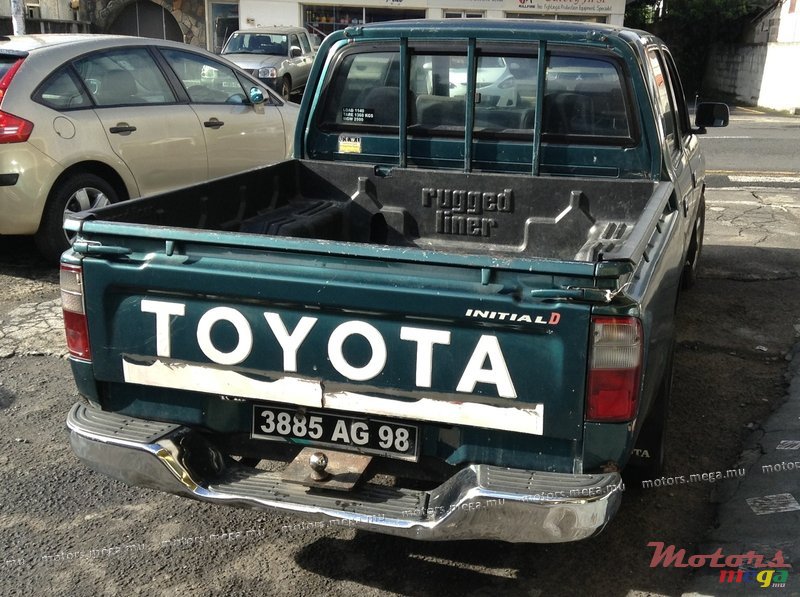 1998' Toyota Hilux photo #3
