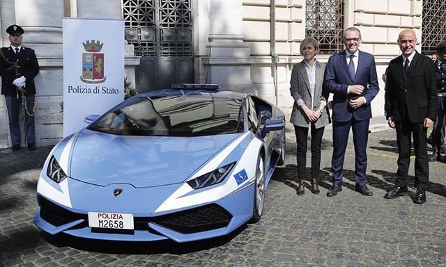 Meet The Latest Addition To Italy's Police Force: A Lamborghini Huracan