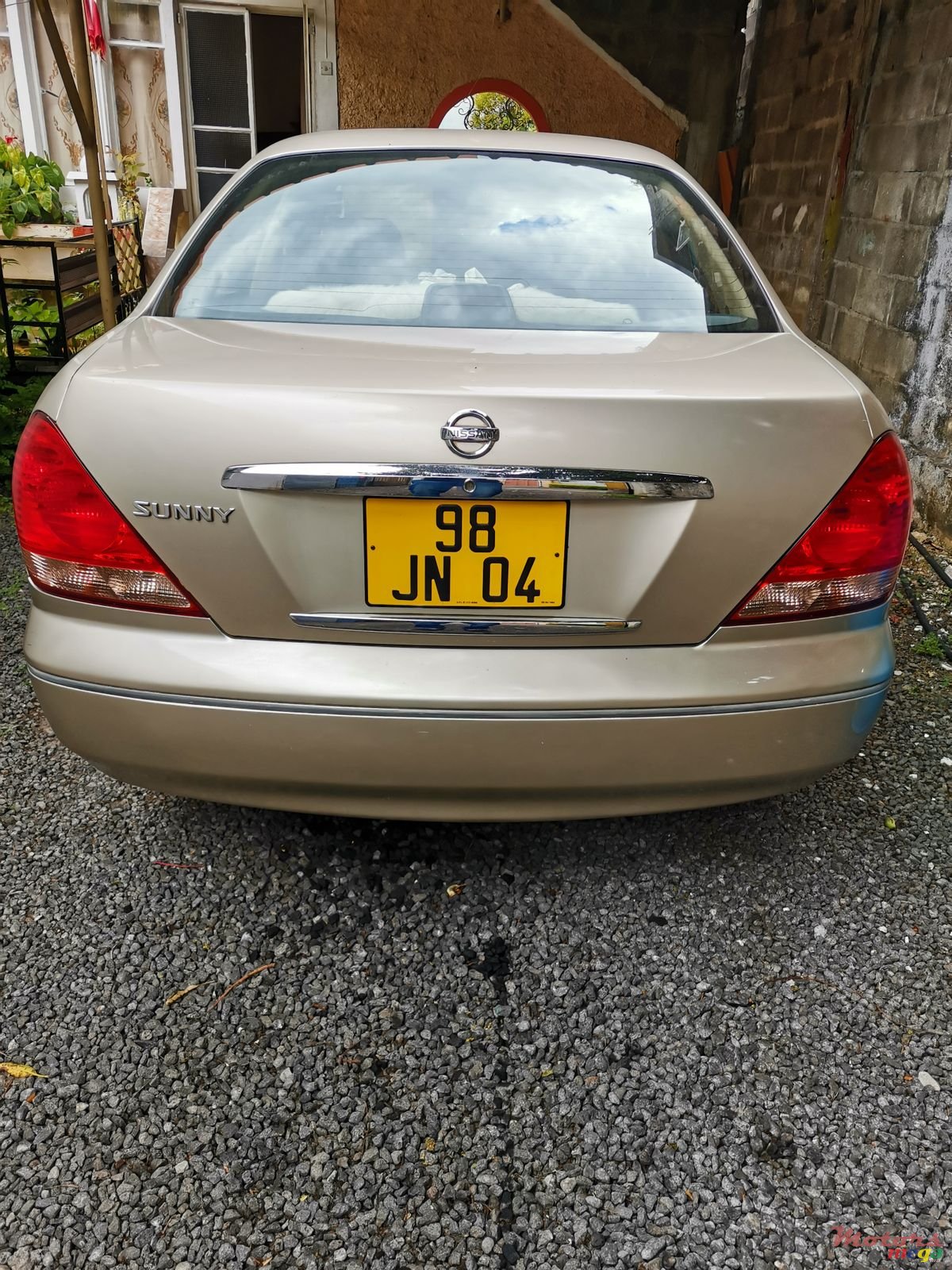 2004' Nissan Sunny N17 photo #3