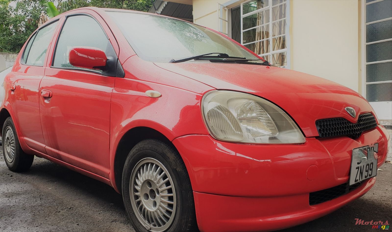 1999' Toyota Echo HATCHBACK photo #1