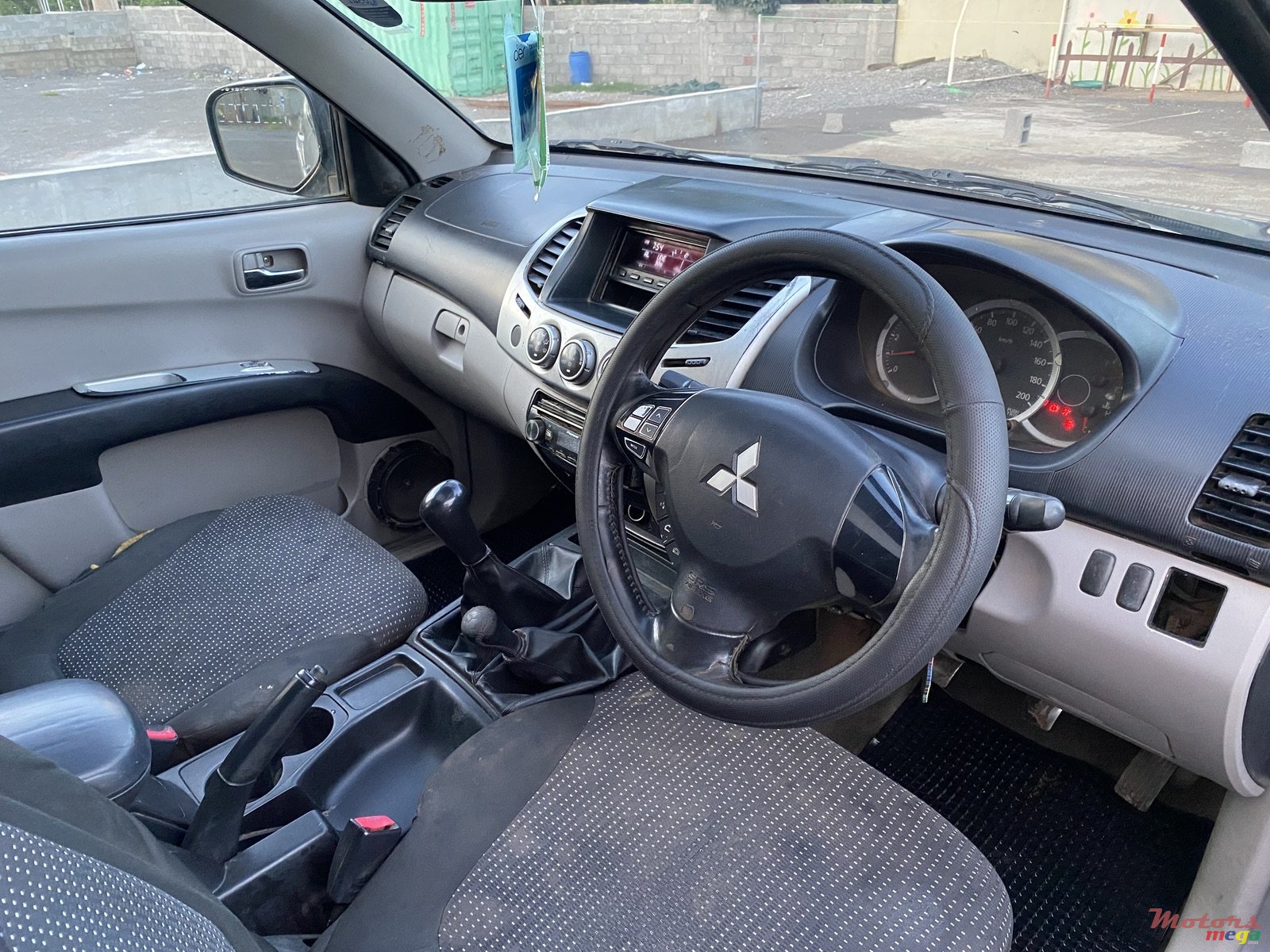 2014' Mitsubishi L 200 4*4 Sportero photo #6