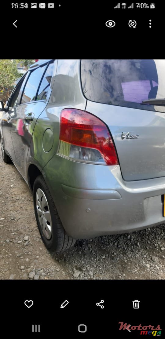 2008' Toyota Vitz photo #5
