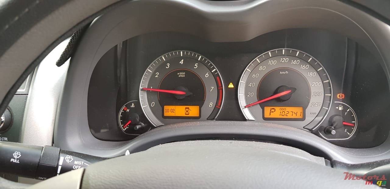 2009' Toyota Corolla GLI photo #4