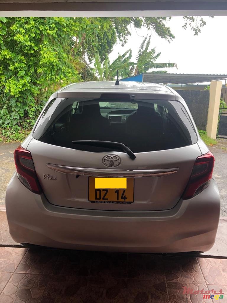2014' Toyota Vitz photo #2