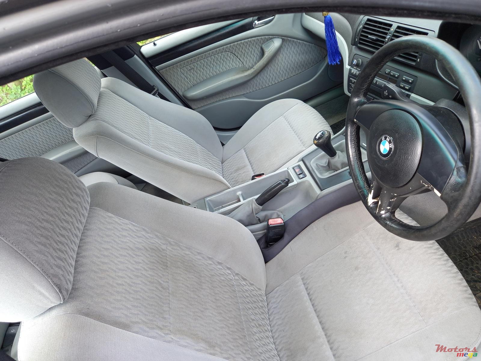 2001' BMW 316 photo #2