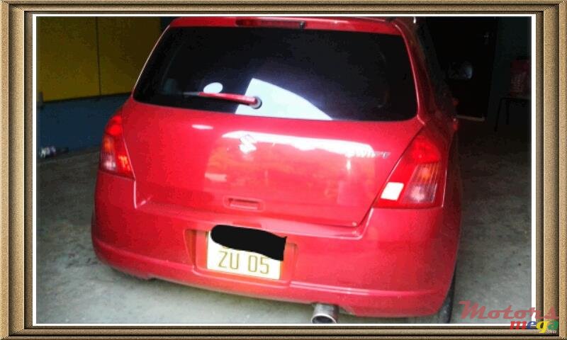 2005' Suzuki Swift photo #3