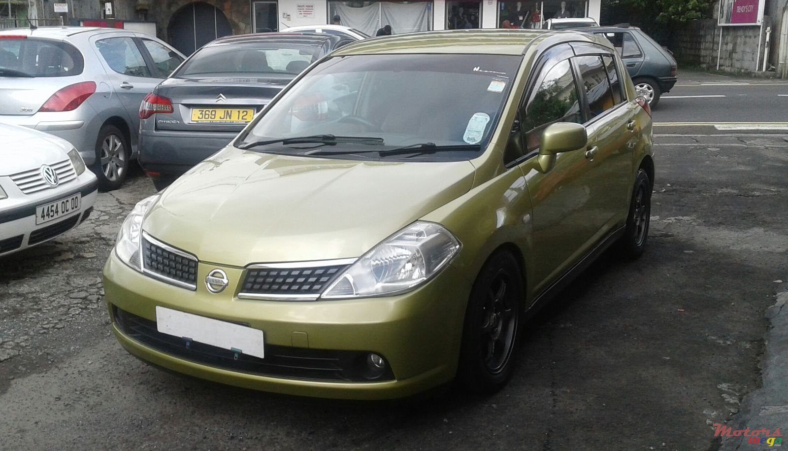 2006' Nissan Tiida photo #2