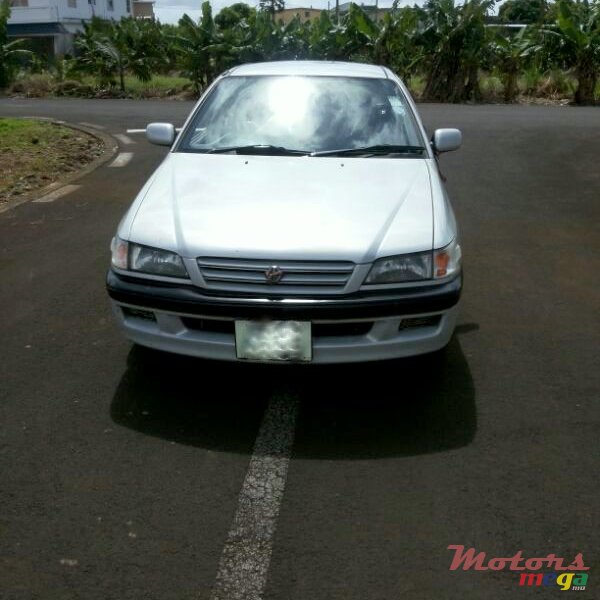 1996' Toyota Premio photo #1