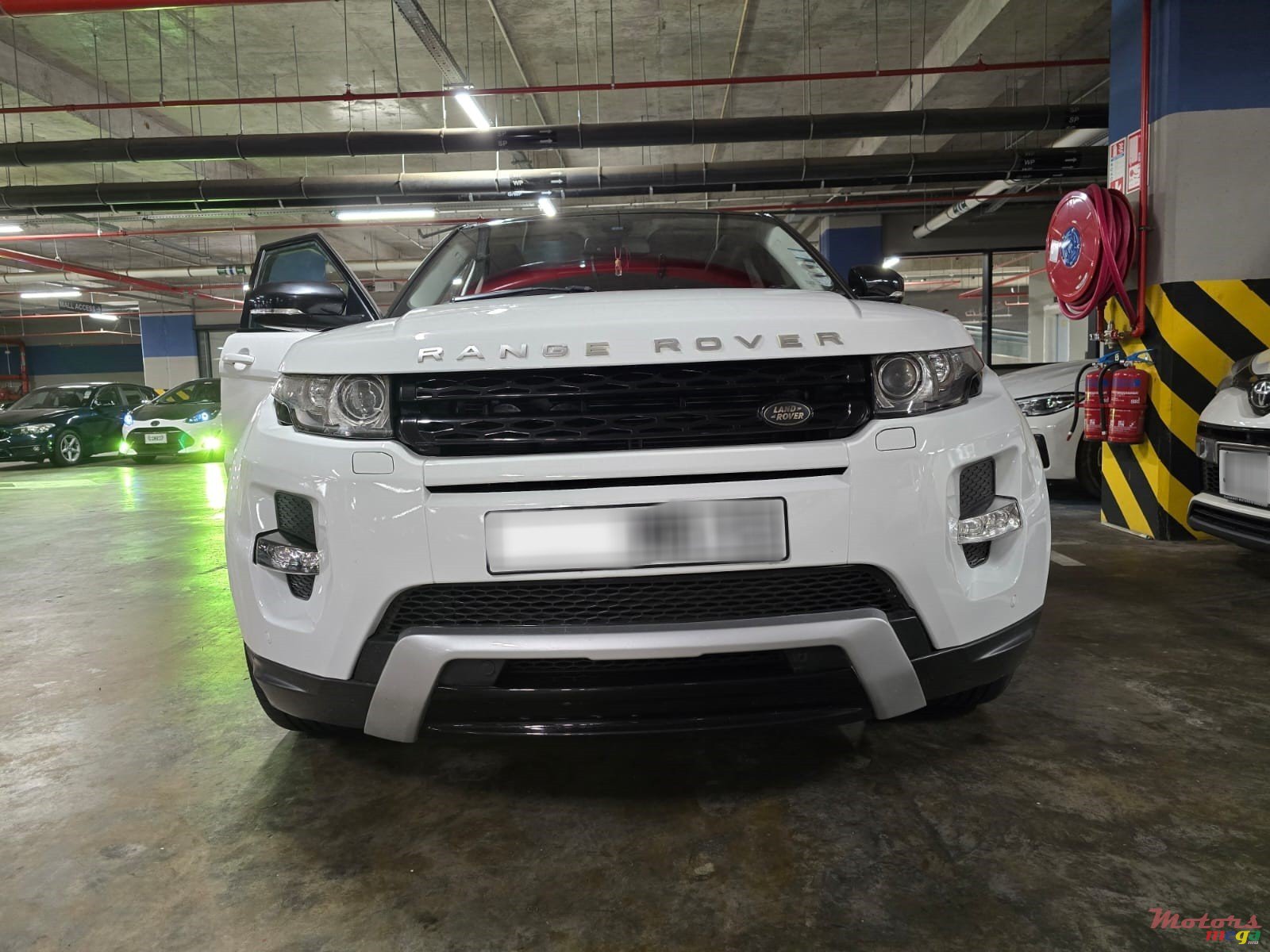 2013' Land Rover Range Rover Evoque photo #1
