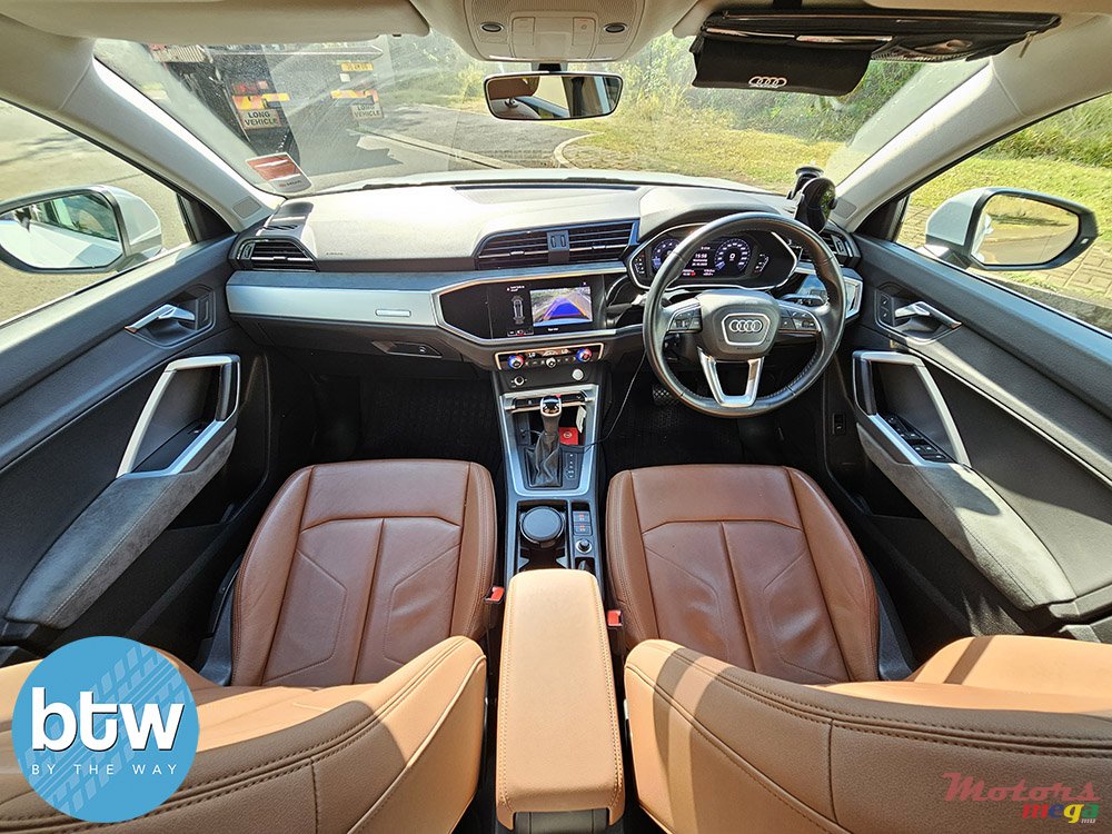 2020' Audi Q3 photo #6