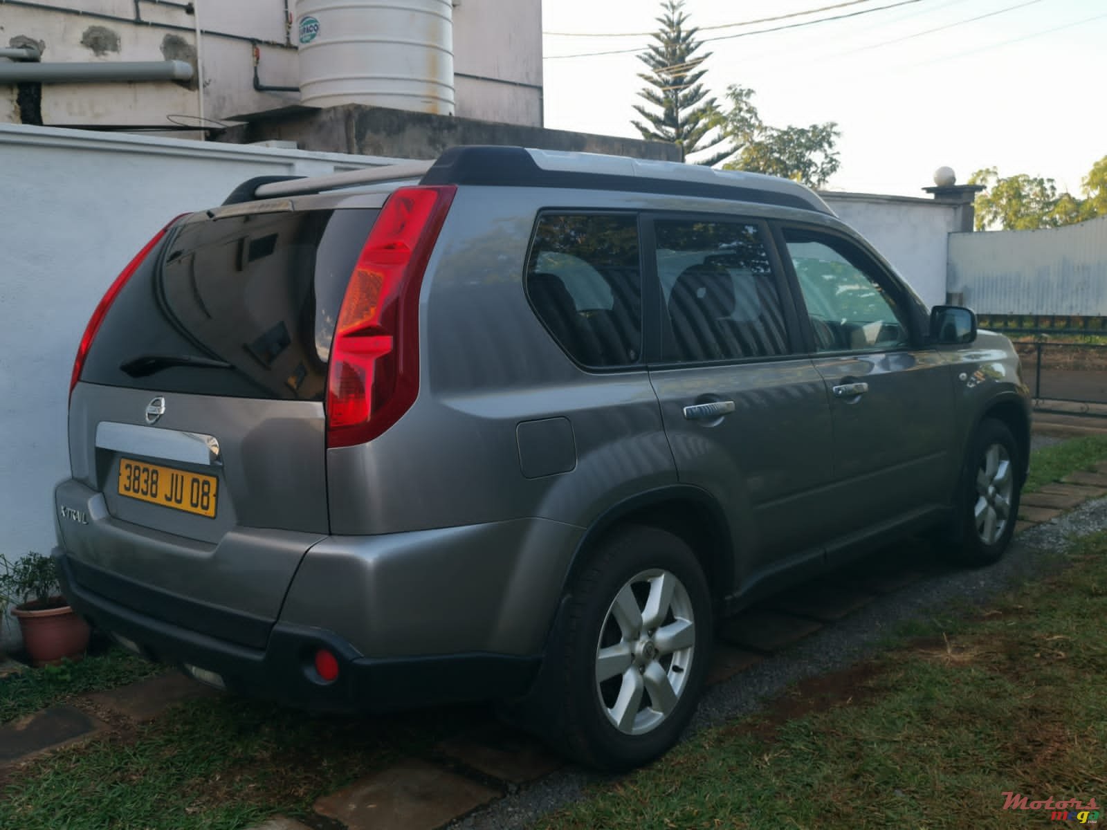 2008' Nissan X-Trail photo #1
