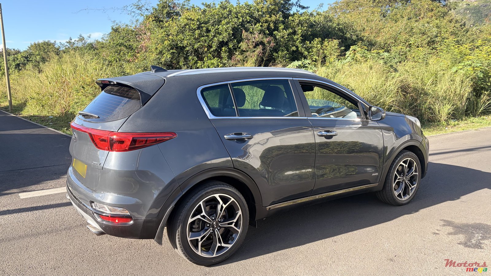 2019' Kia Grand Sportage photo #4