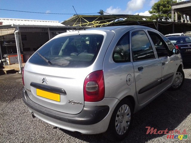 2003' Citroen Picasso photo #6