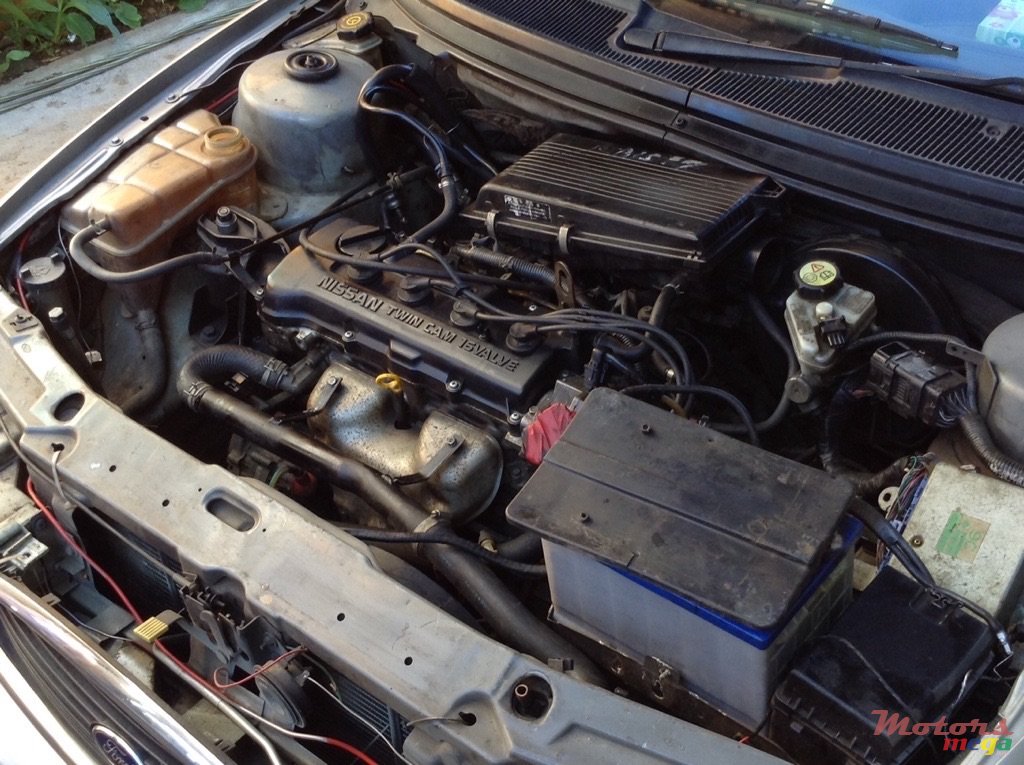 2000' Ford Engine Nissan B14 photo #3