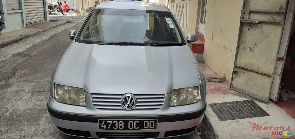 2000' Volkswagen Bora photo #1