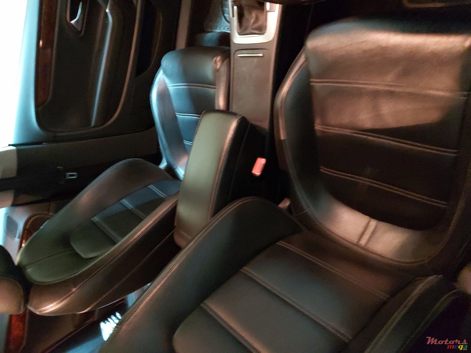 2011' Volkswagen Passat CC photo #6