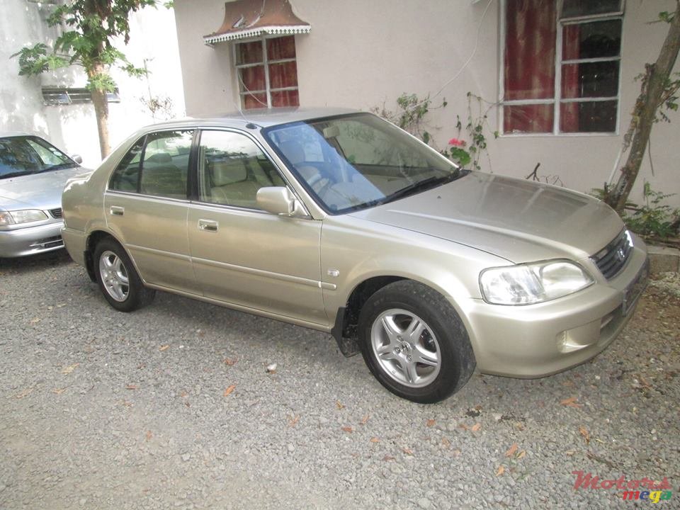 2002' Honda City photo #2
