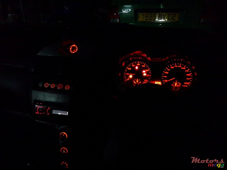 2005' Proton Gen.2 Gen 2 photo #4