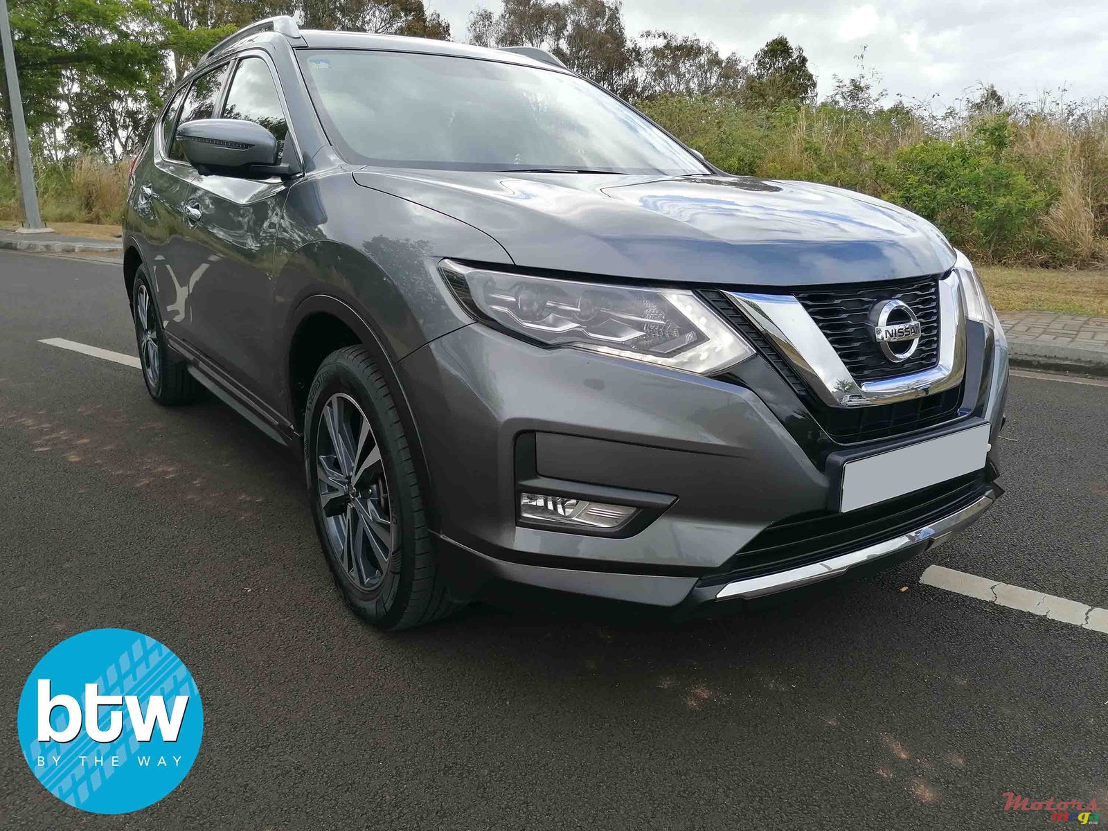 2017' Nissan X-Trail photo #1