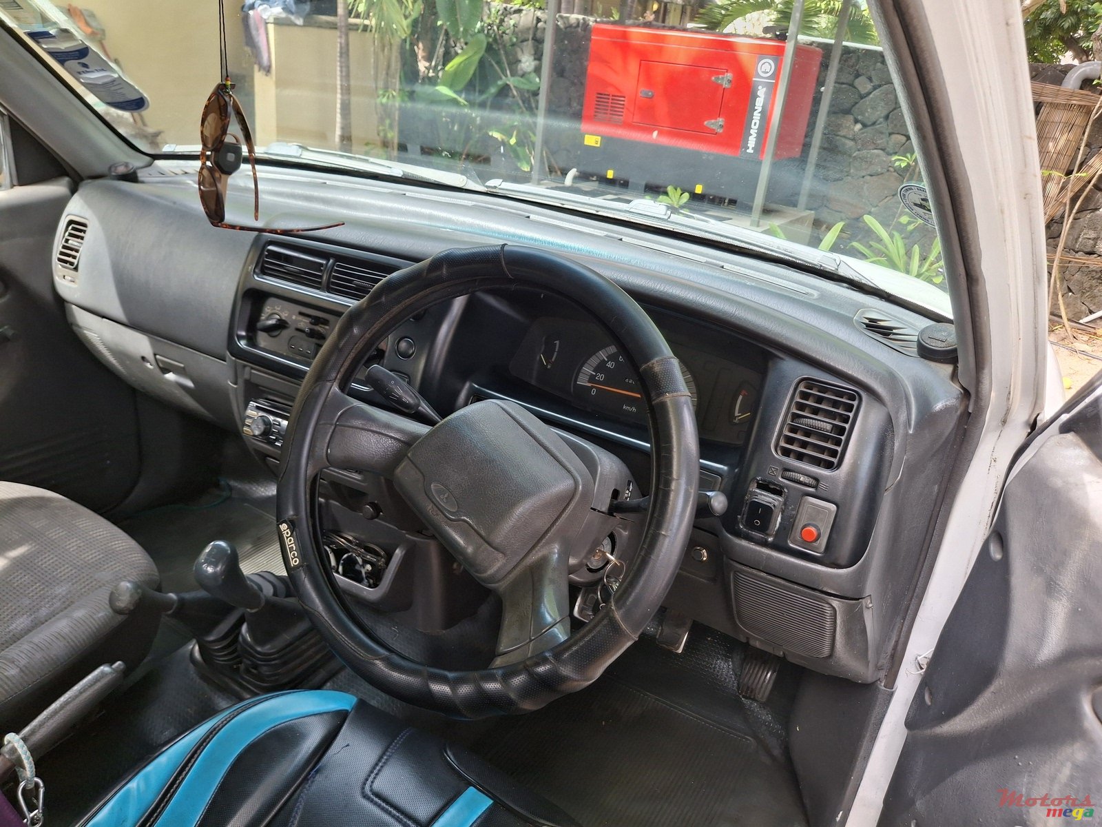 2006' Mitsubishi L200 4x4 photo #2