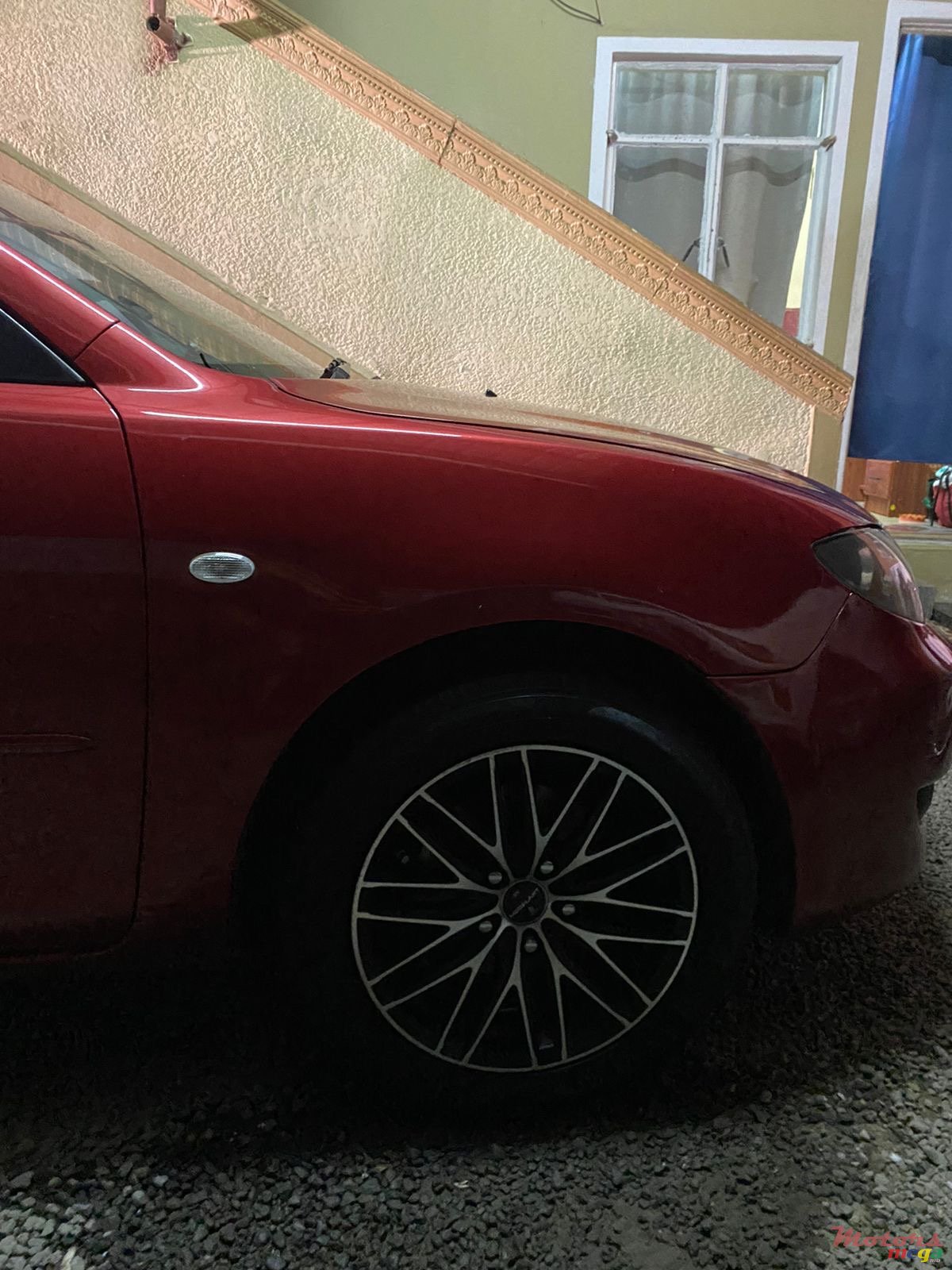 2004' Mazda 3 photo #4