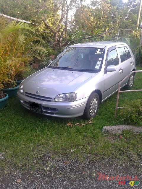 1998' Toyota Starlet photo #1
