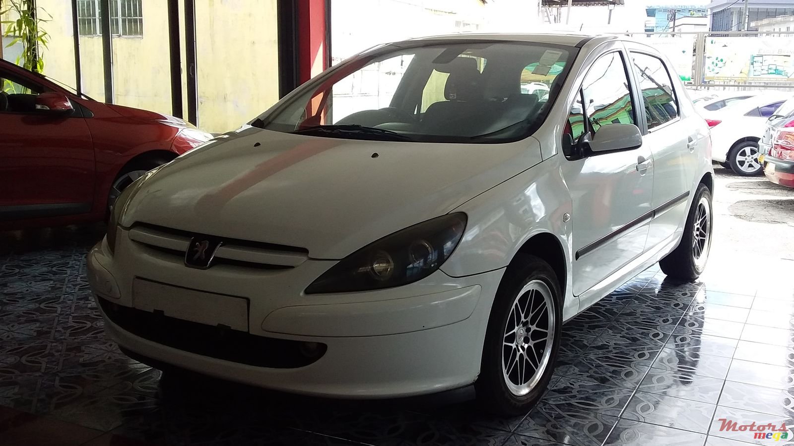 2005' Peugeot 307 photo #2