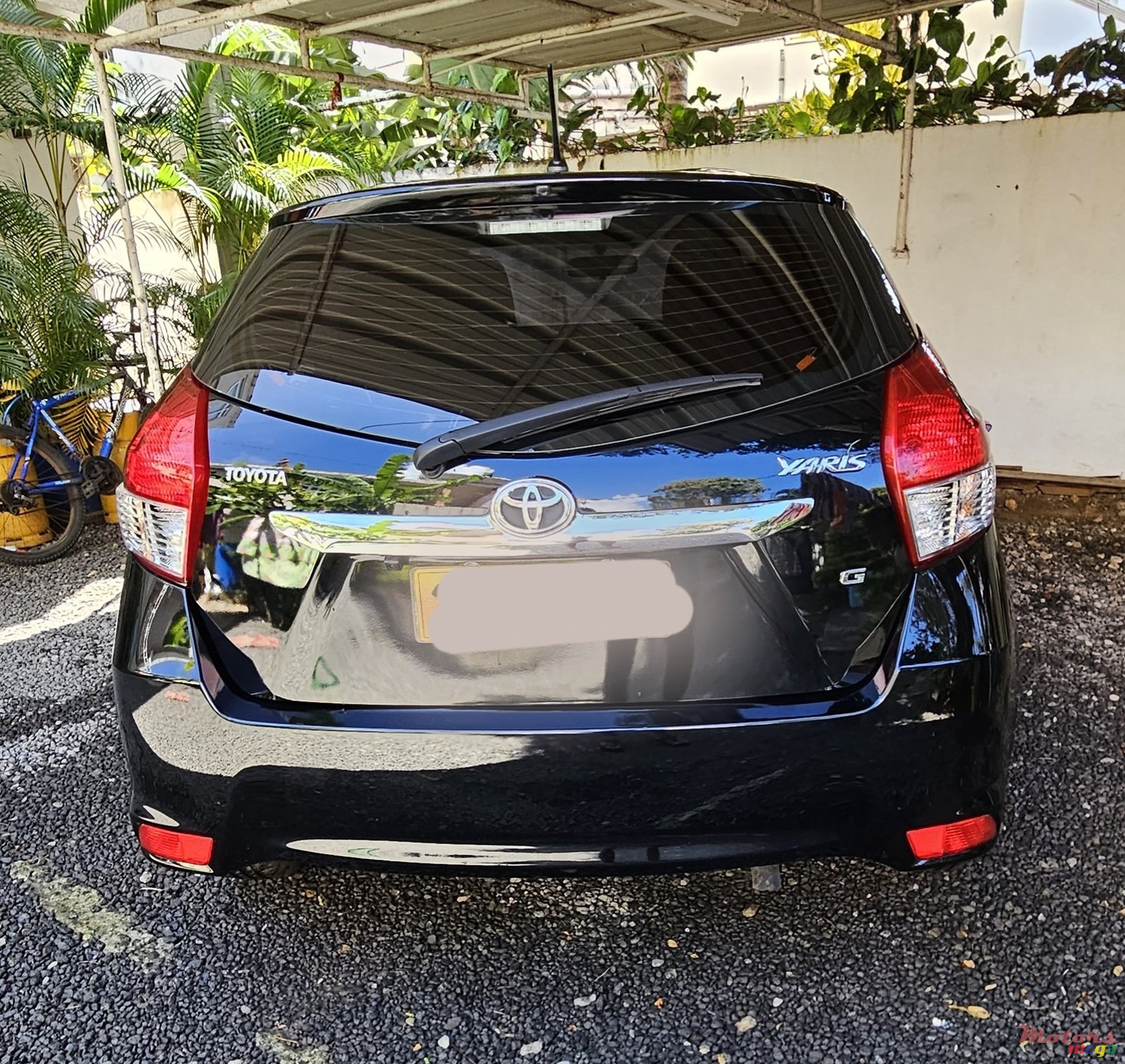 2015' Toyota Yaris photo #3