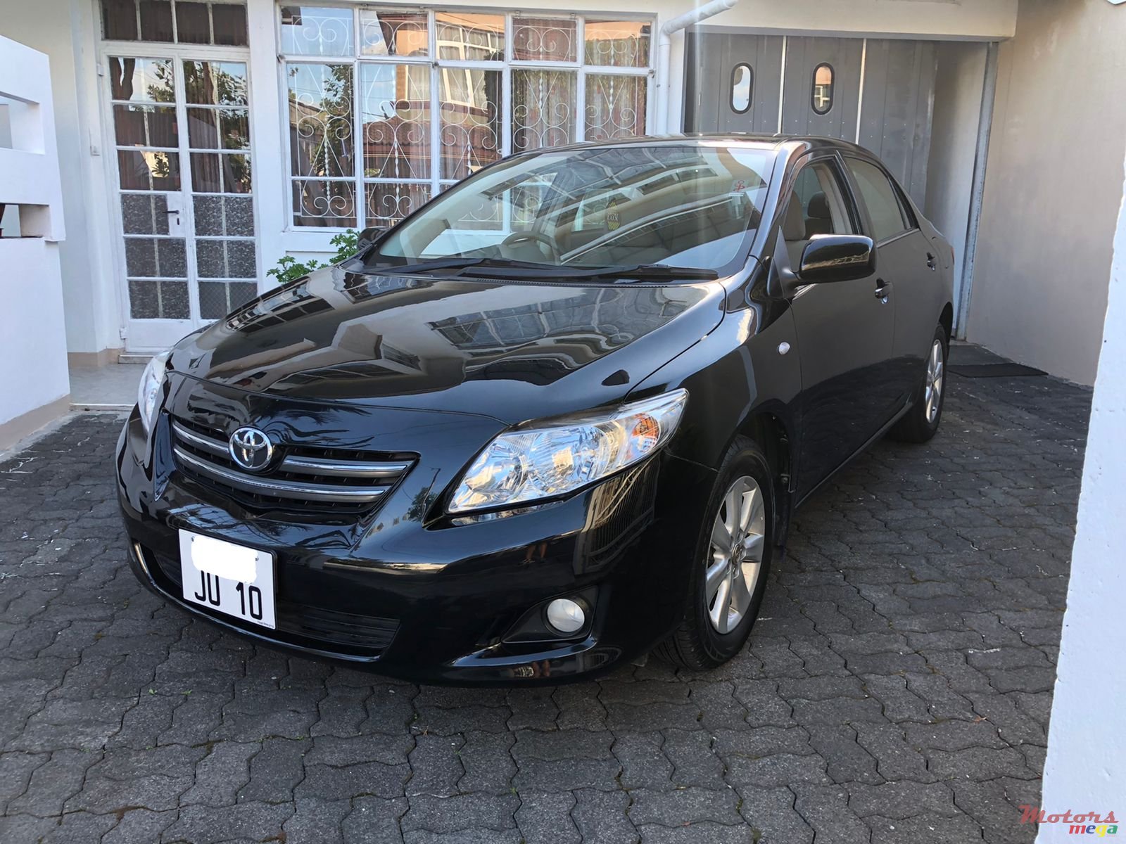 2010' Toyota Corolla photo #1