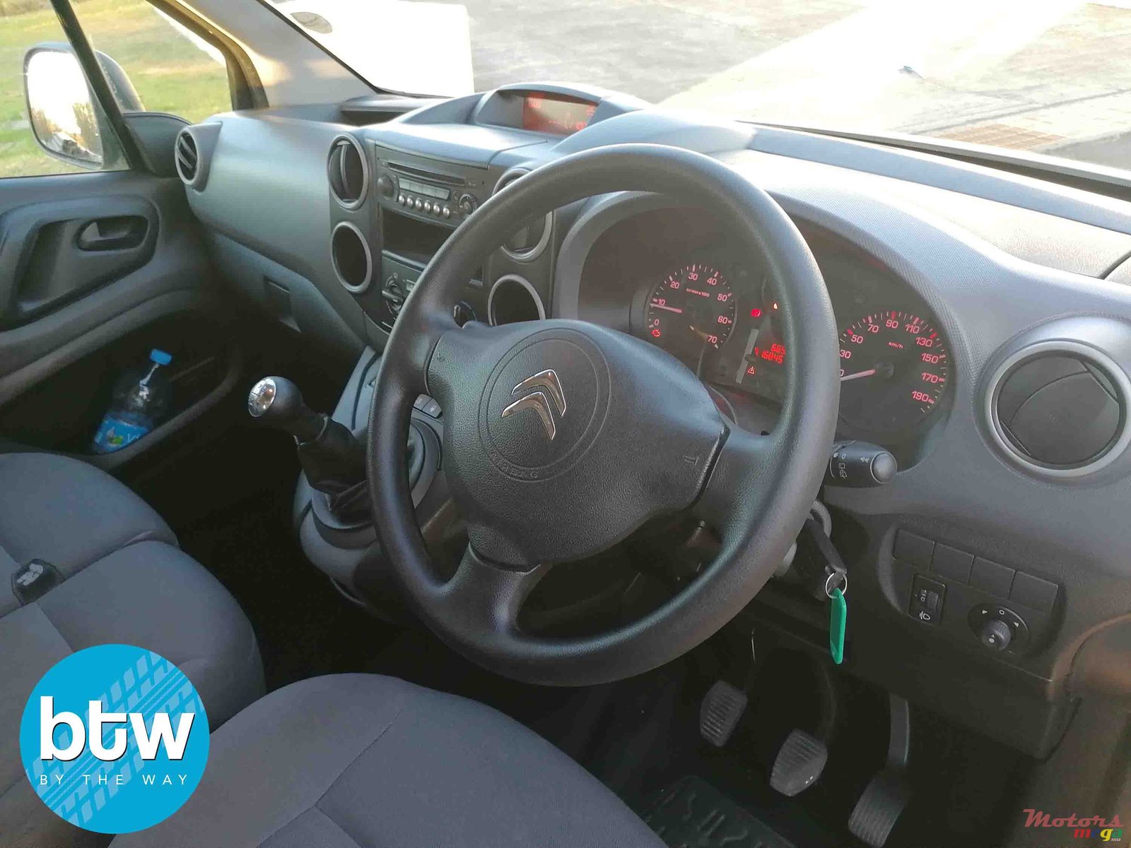 2014' Citroen photo #6