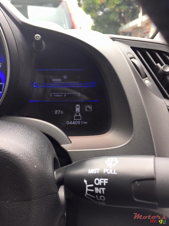 2012' Honda CR-Z photo #3