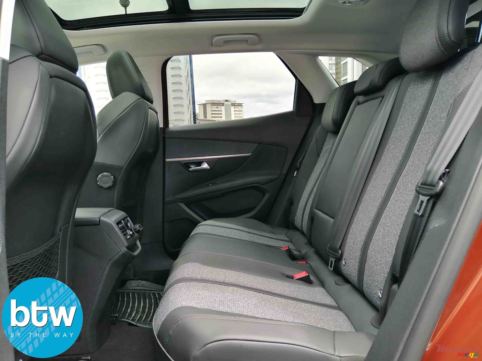 2019' Peugeot 3008 photo #4