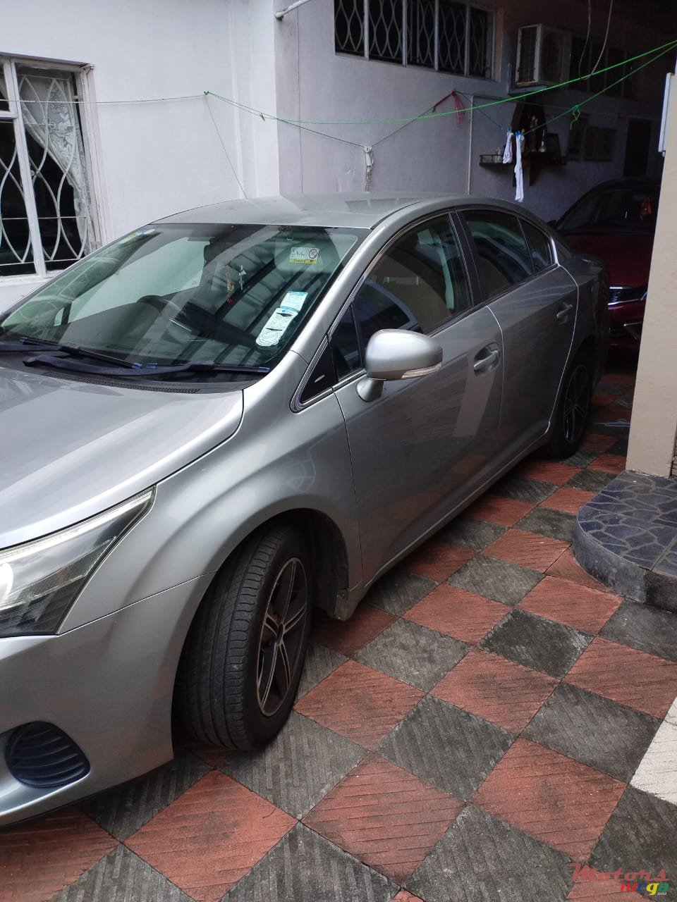 2013' Toyota Avensis photo #7