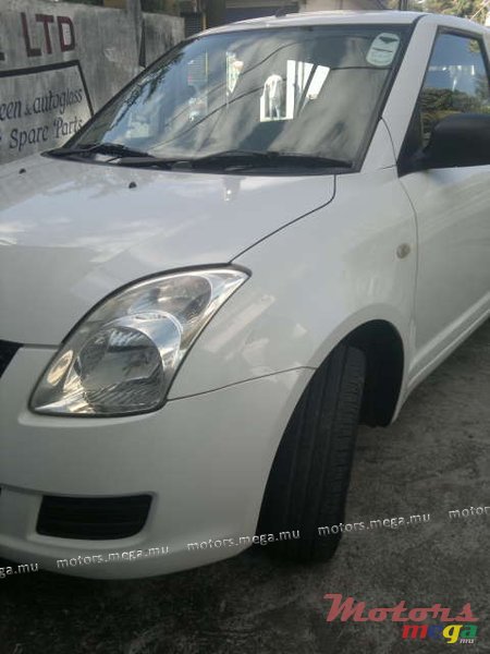 2009' Suzuki SWIFT photo #5