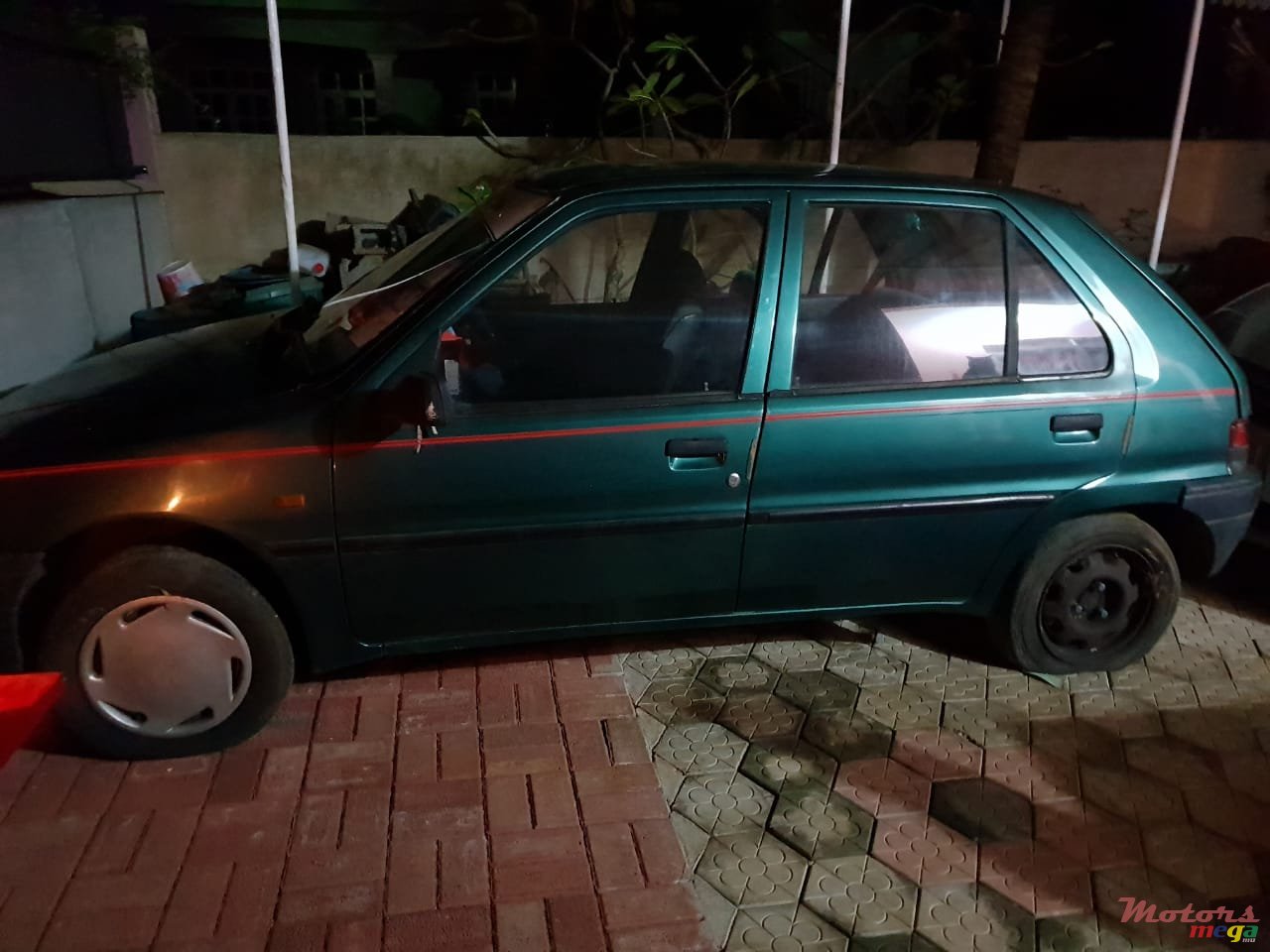 1995' Peugeot 106 photo #1