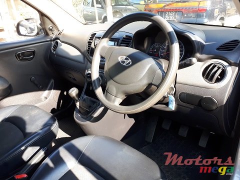 2013' Hyundai i10 photo #6