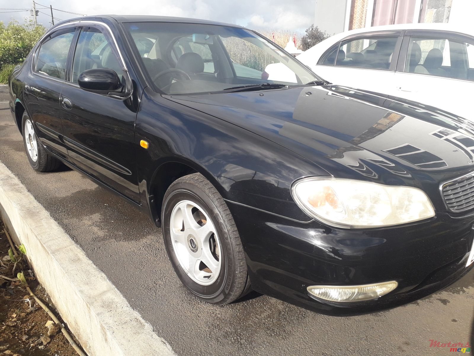 2000' Nissan Cefiro Automatic photo #2