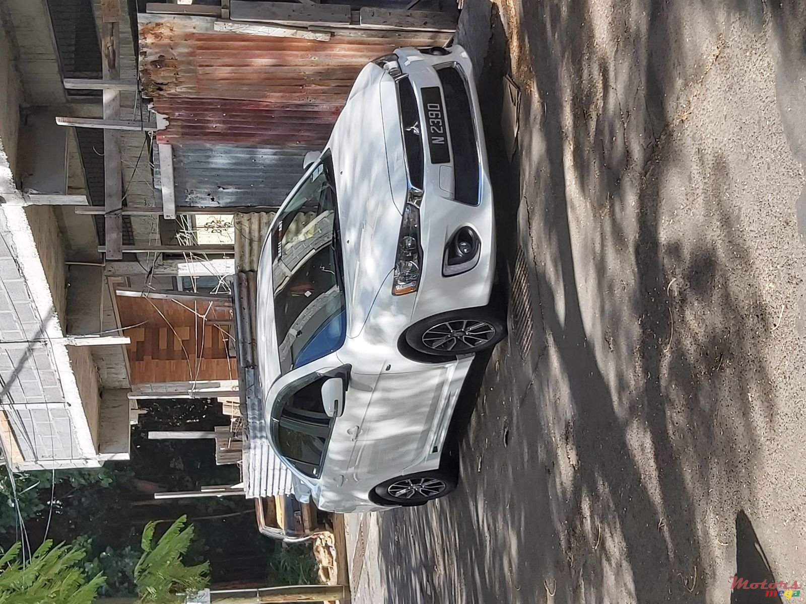 2016' Mitsubishi Lancer photo #3