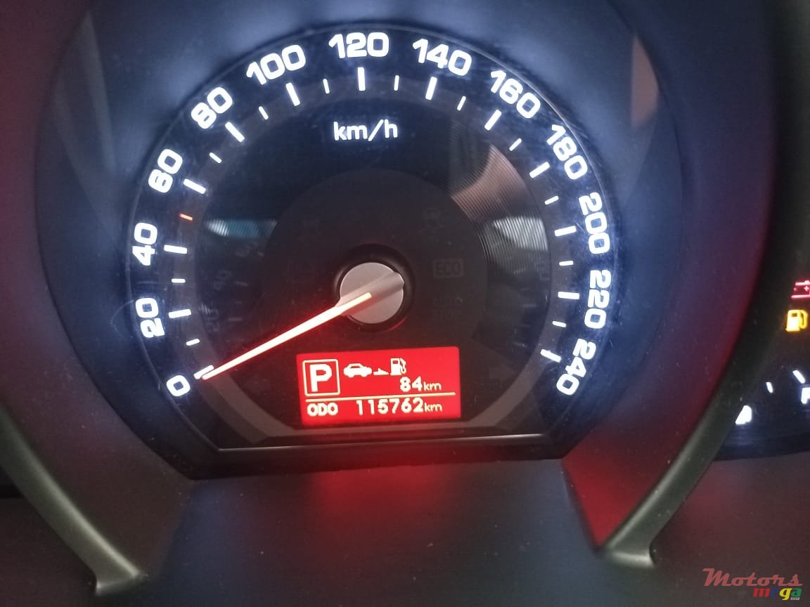 2013' Kia Sportage 2.0 turbo photo #3