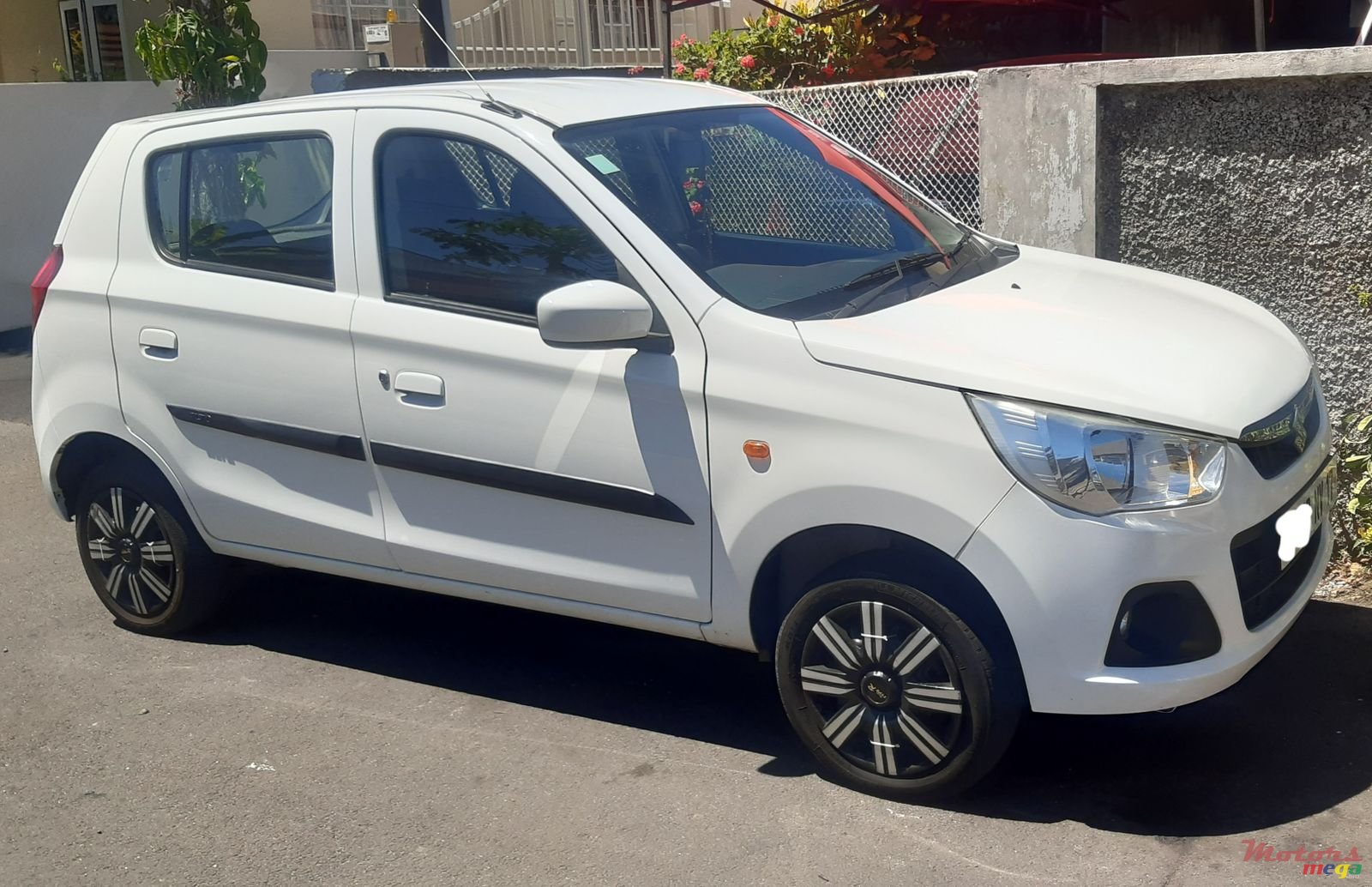 2017' Suzuki Alto photo #2