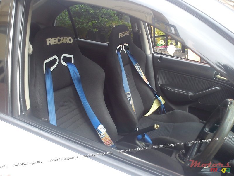 2001' Honda Civic RS photo #4