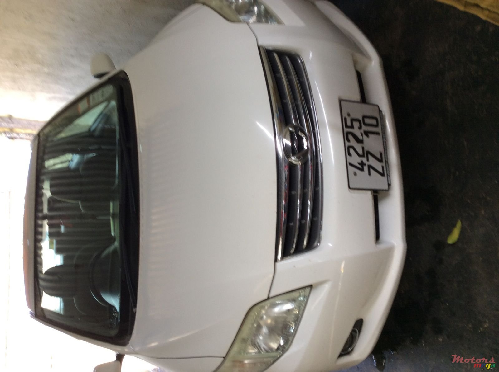 2010' Toyota Axio photo #1