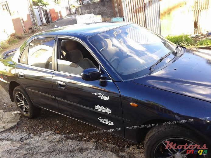 1993' Mitsubishi Galant photo #6