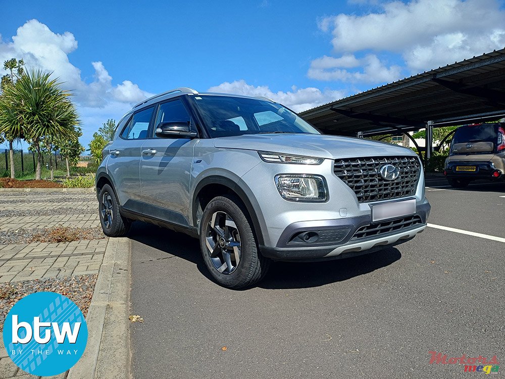 2021' Hyundai Venue NLine photo #1