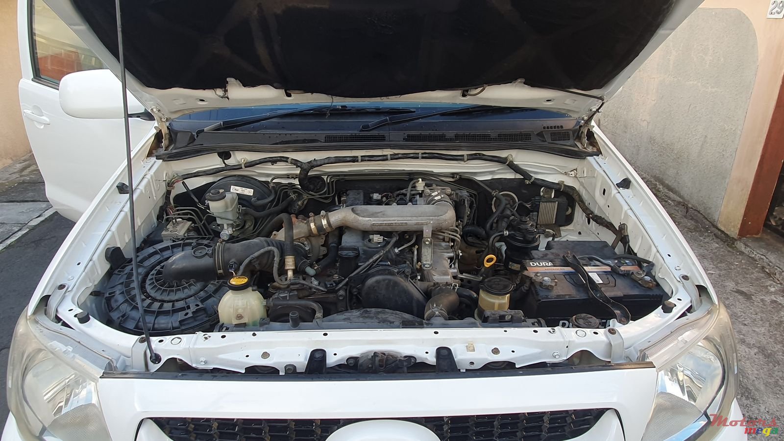 2010' Toyota Hilux 4x4 photo #7